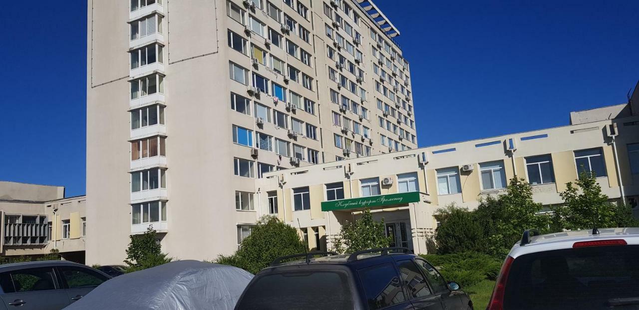 7 Days Apartments Апартаменты В Затоке Zatoka Exterior foto