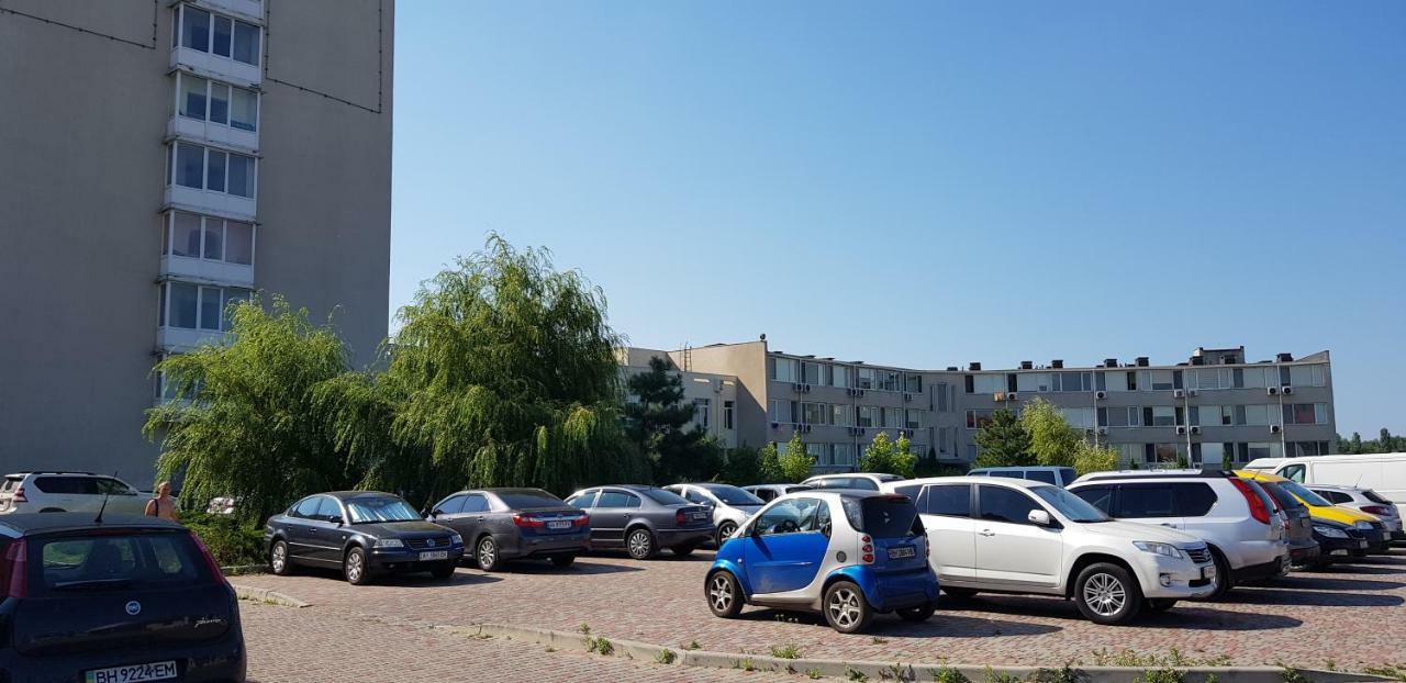 7 Days Apartments Апартаменты В Затоке Zatoka Exterior foto