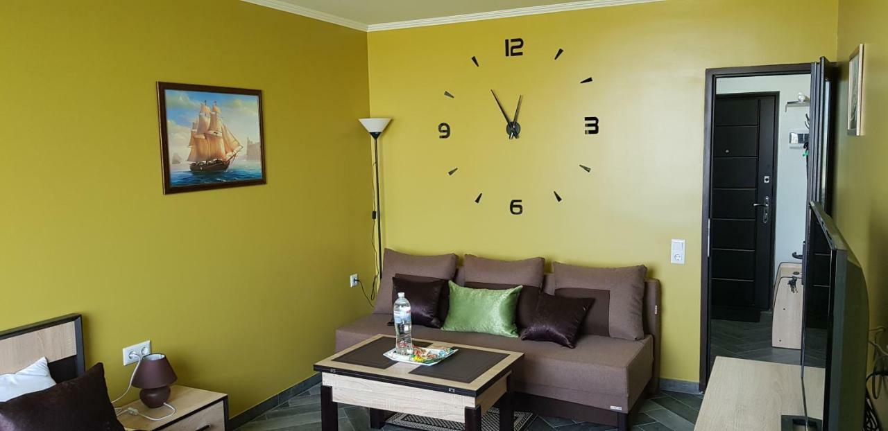 7 Days Apartments Апартаменты В Затоке Zatoka Exterior foto