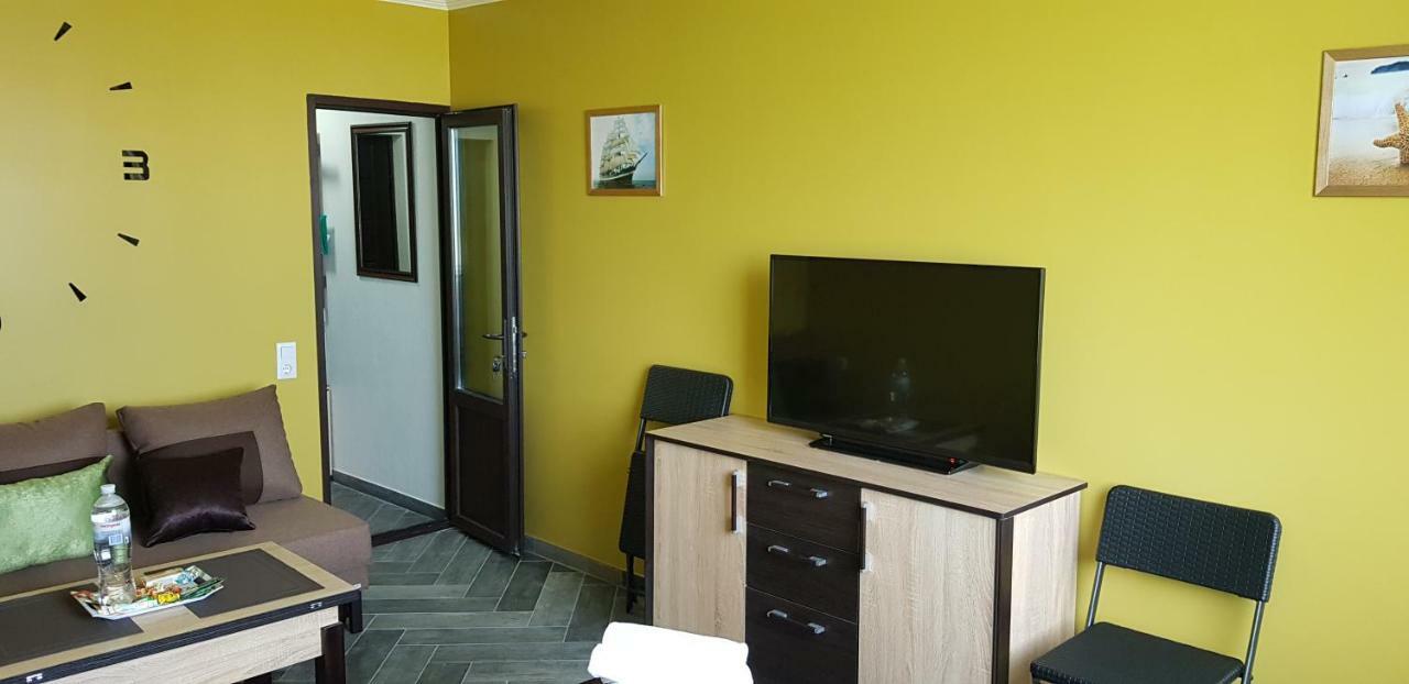 7 Days Apartments Апартаменты В Затоке Zatoka Exterior foto